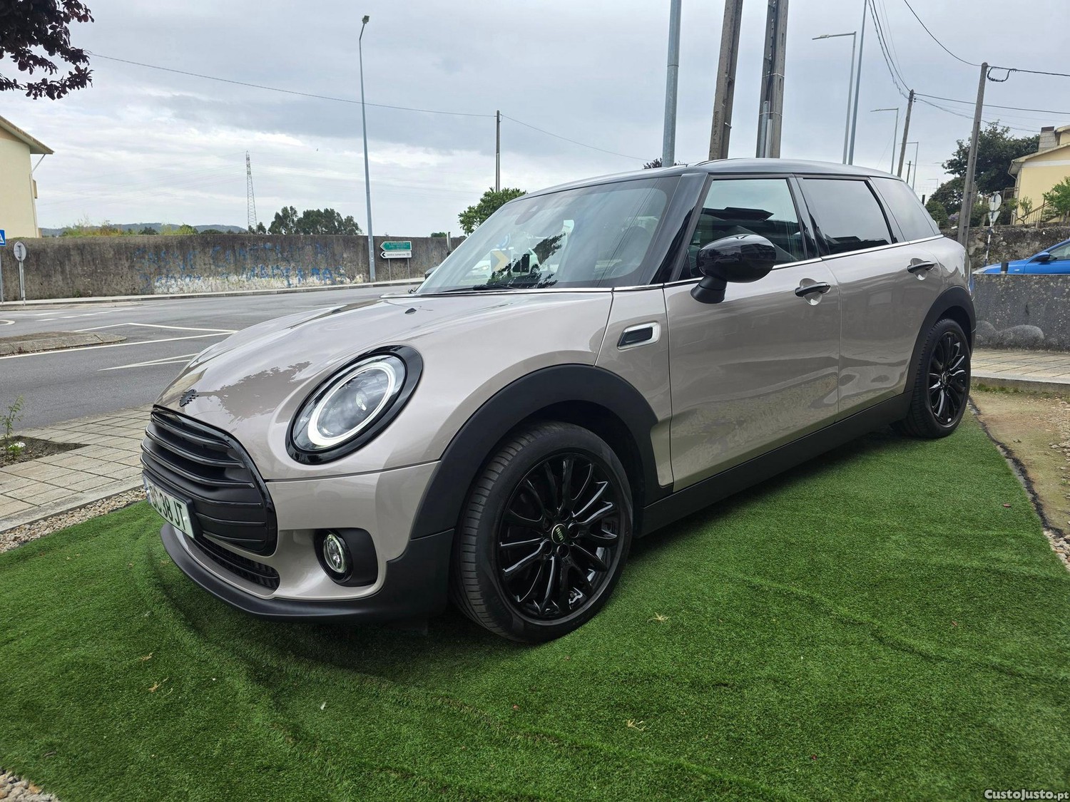 MINI Clubman Cooper D Premium Essential Auto - 23 — photo 4