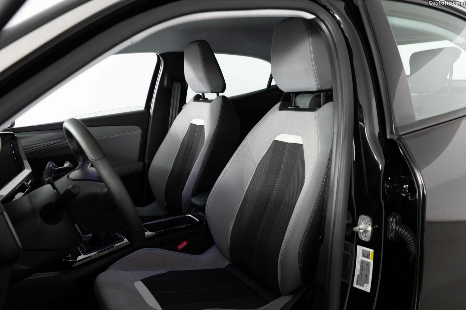 Opel Mokka 1.2 T Edition — fotografia 10