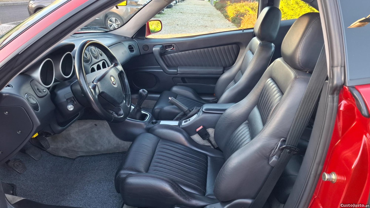 Alfa Romeo GTV 916 2.0 TS — fotografia 5