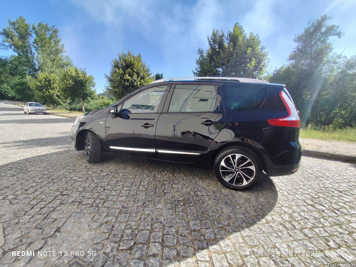 Renault Grand Scénic 1.6 dCi Bose Edition SS — fotografia 15