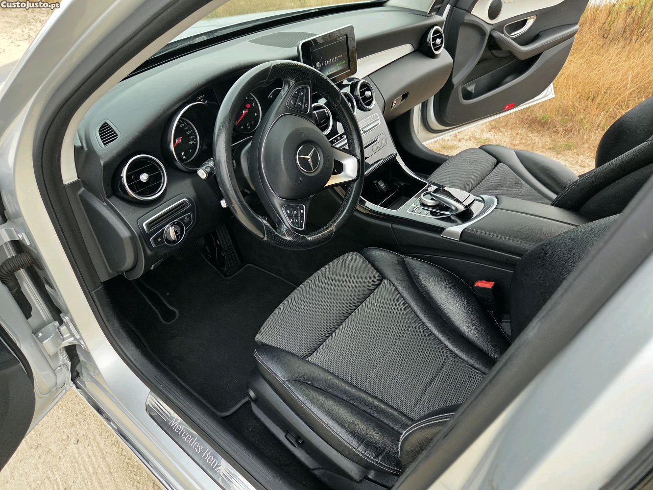 Mercedes-Benz C 220 7G-tronic — fotografia 3