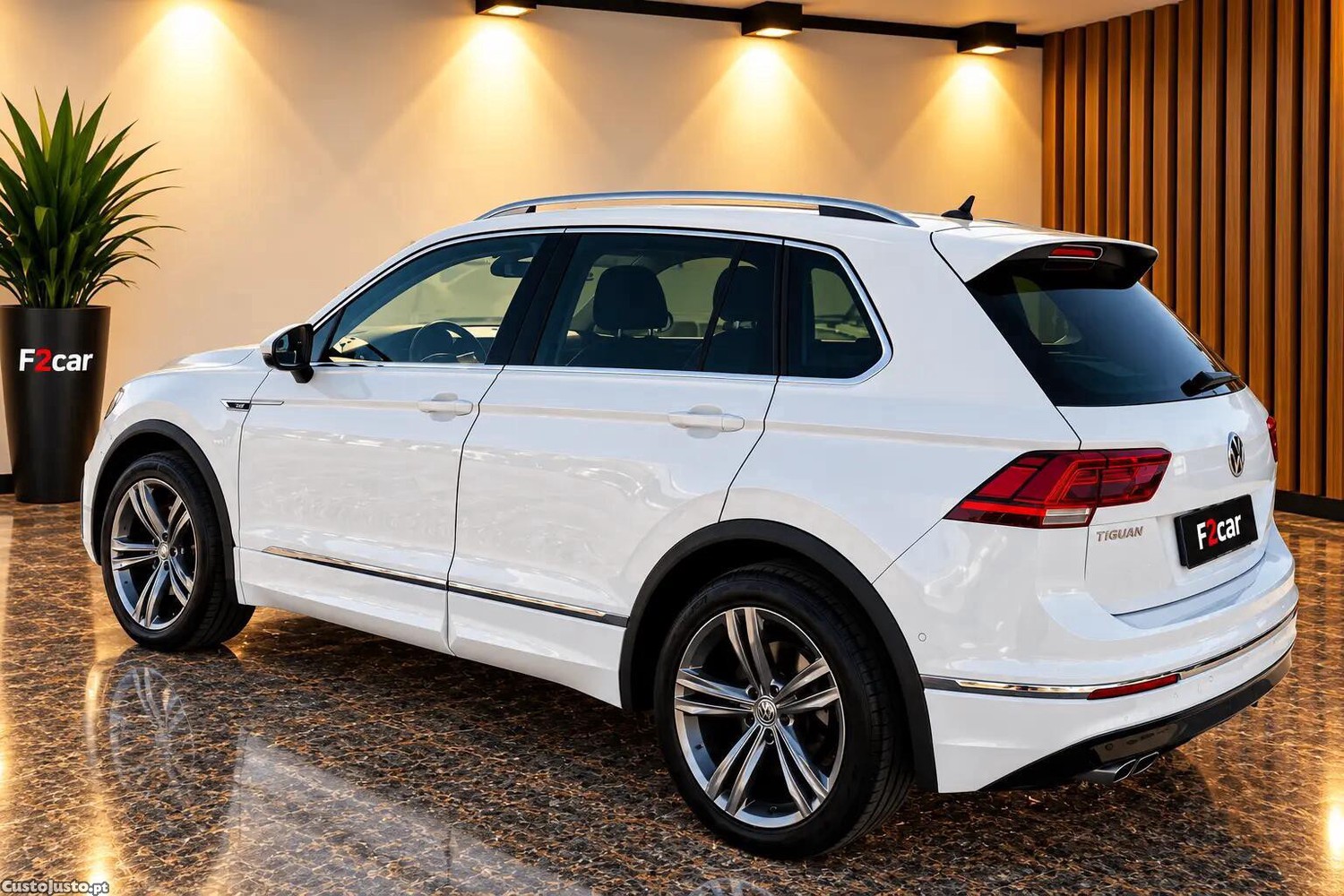 VW Tiguan 2.0 TDI SCR 4MOTION DSG R-Line — photo 4