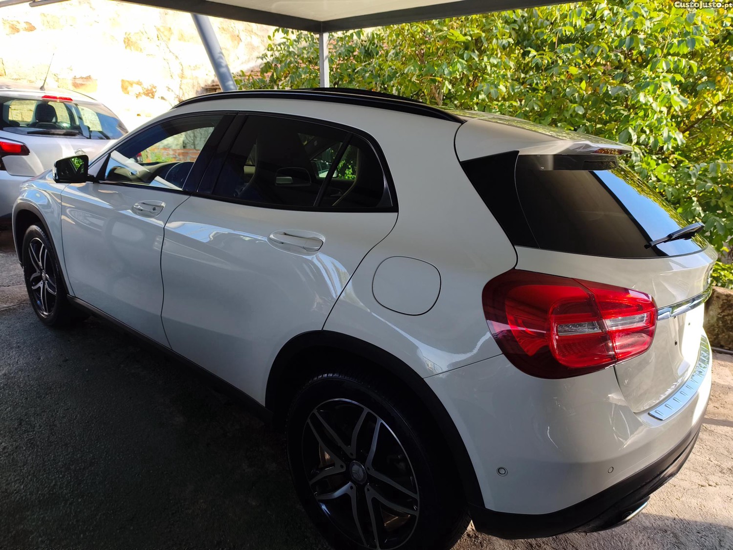 Mercedes-Benz GLA 200 d Urban — photo 4