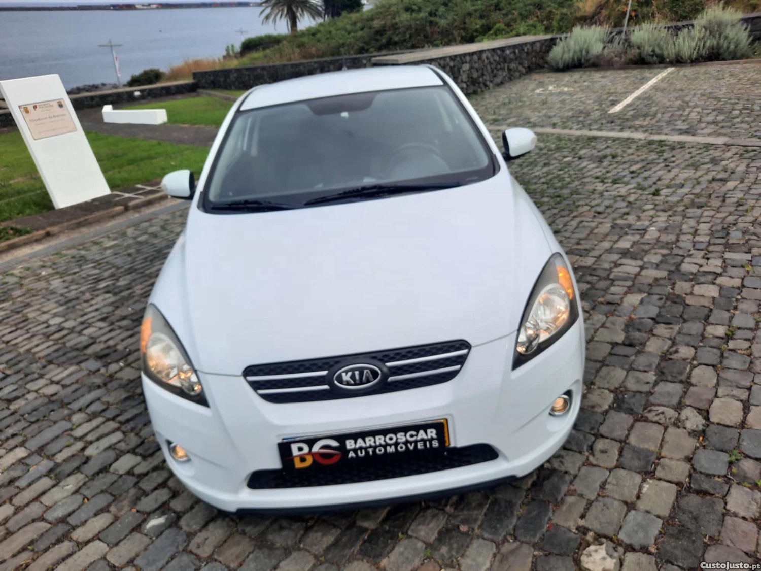 Kia Ceed 1.4 CVVT S-Coupé Ex Sport — photo 4