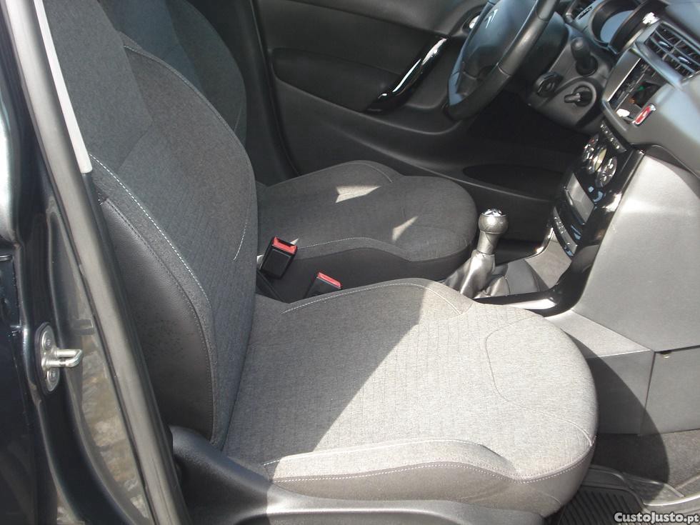 Citroën C3 1.6 HDi 100 CV — fotografia 2