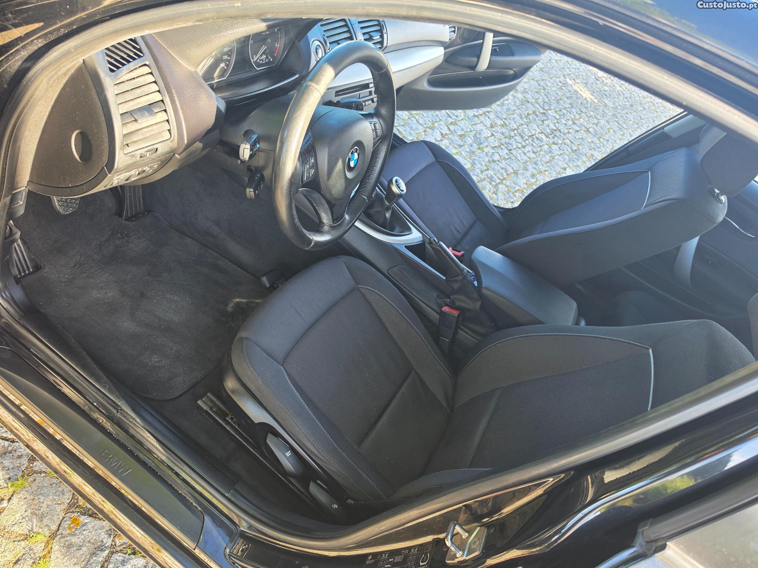 BMW 118 E87 — fotografia 8