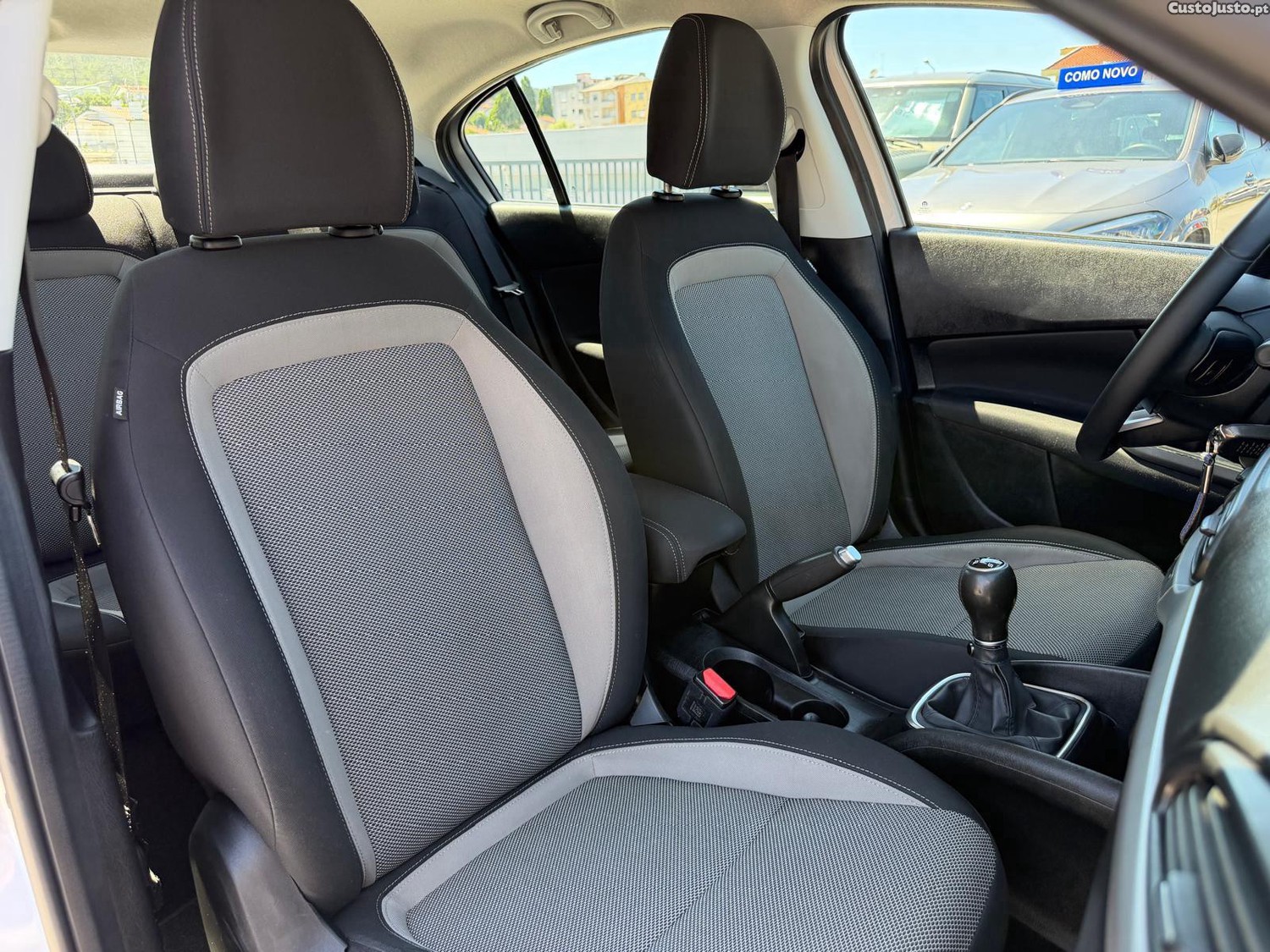 Fiat Tipo 1.3 MultiJet — fotografia 9