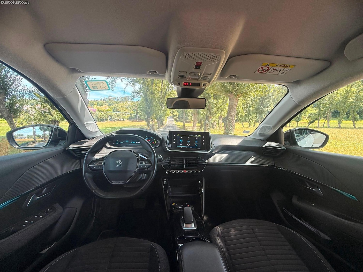 Peugeot 208 50 kWh Style — fotografia 8