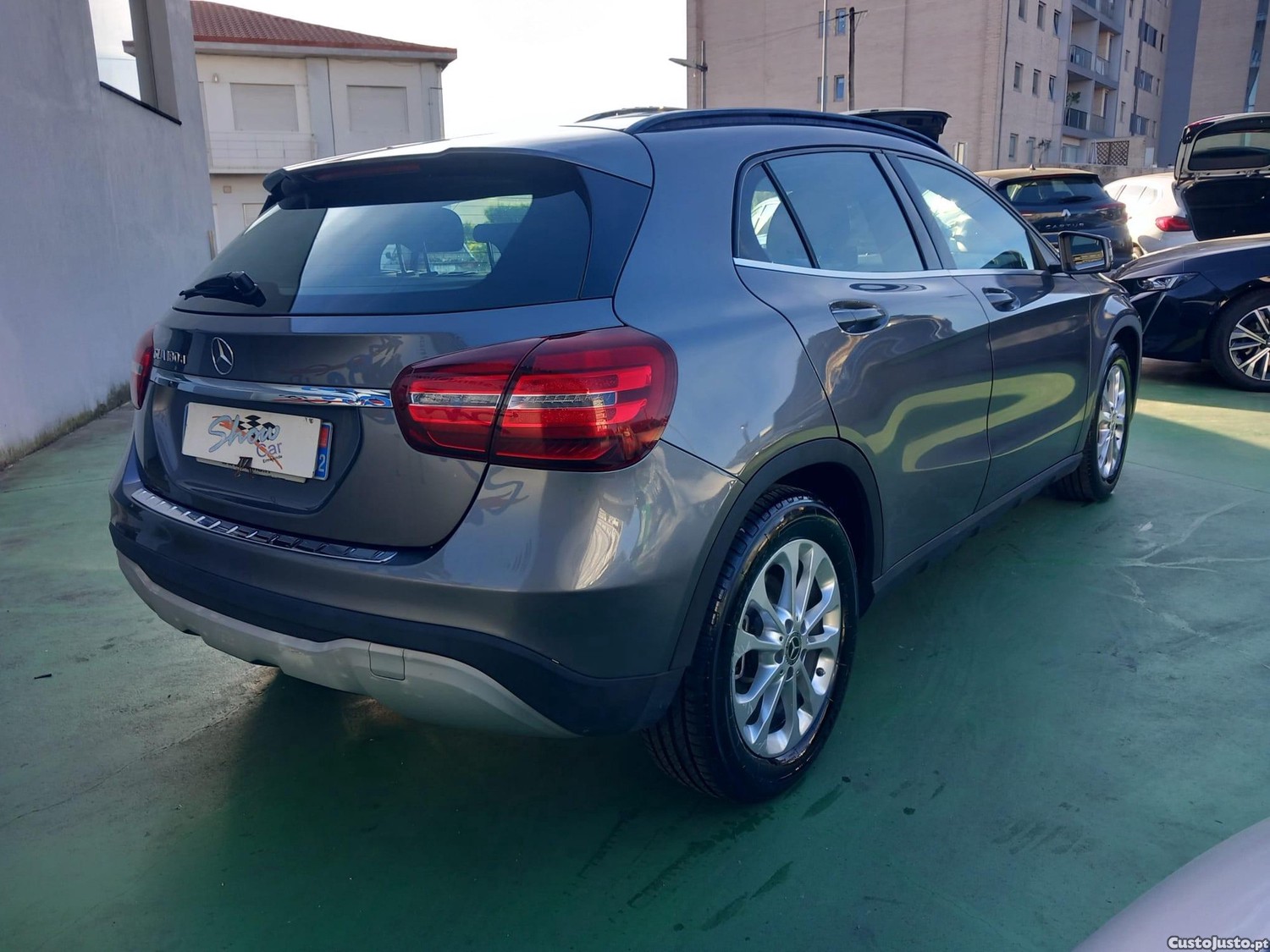 Mercedes-Benz GLA 180 d Style Aut. — fotografia 18