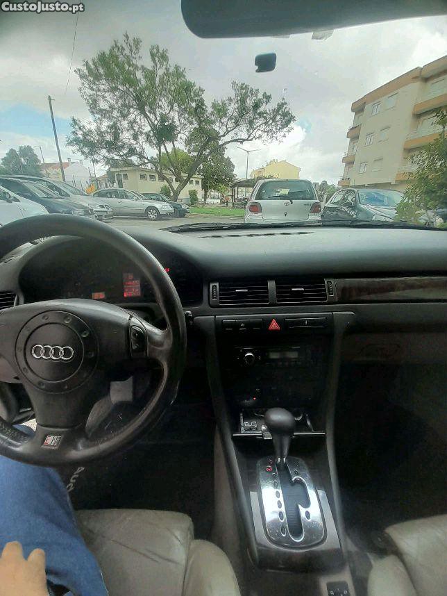 Audi A6 2.5tdi — fotografia 2