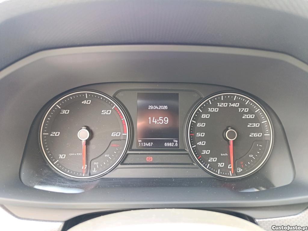 SEAT Leon ST 2.0 TDI Style — fotografia 15