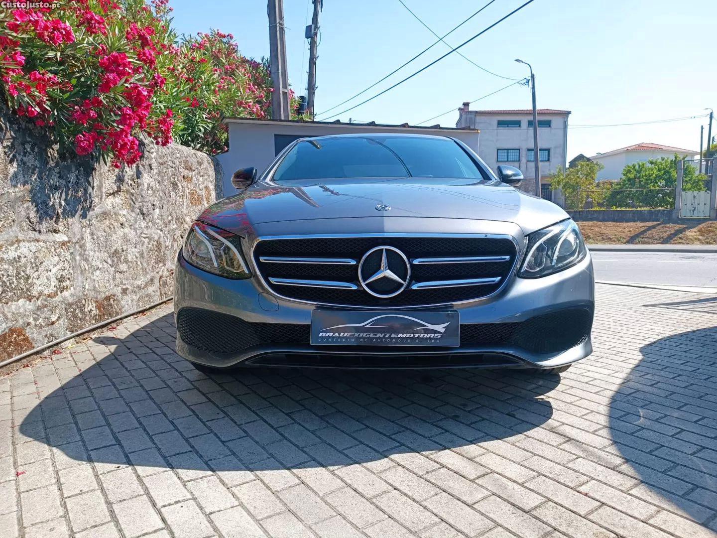 Mercedes-Benz E 300 De avantgarde — fotografia 17