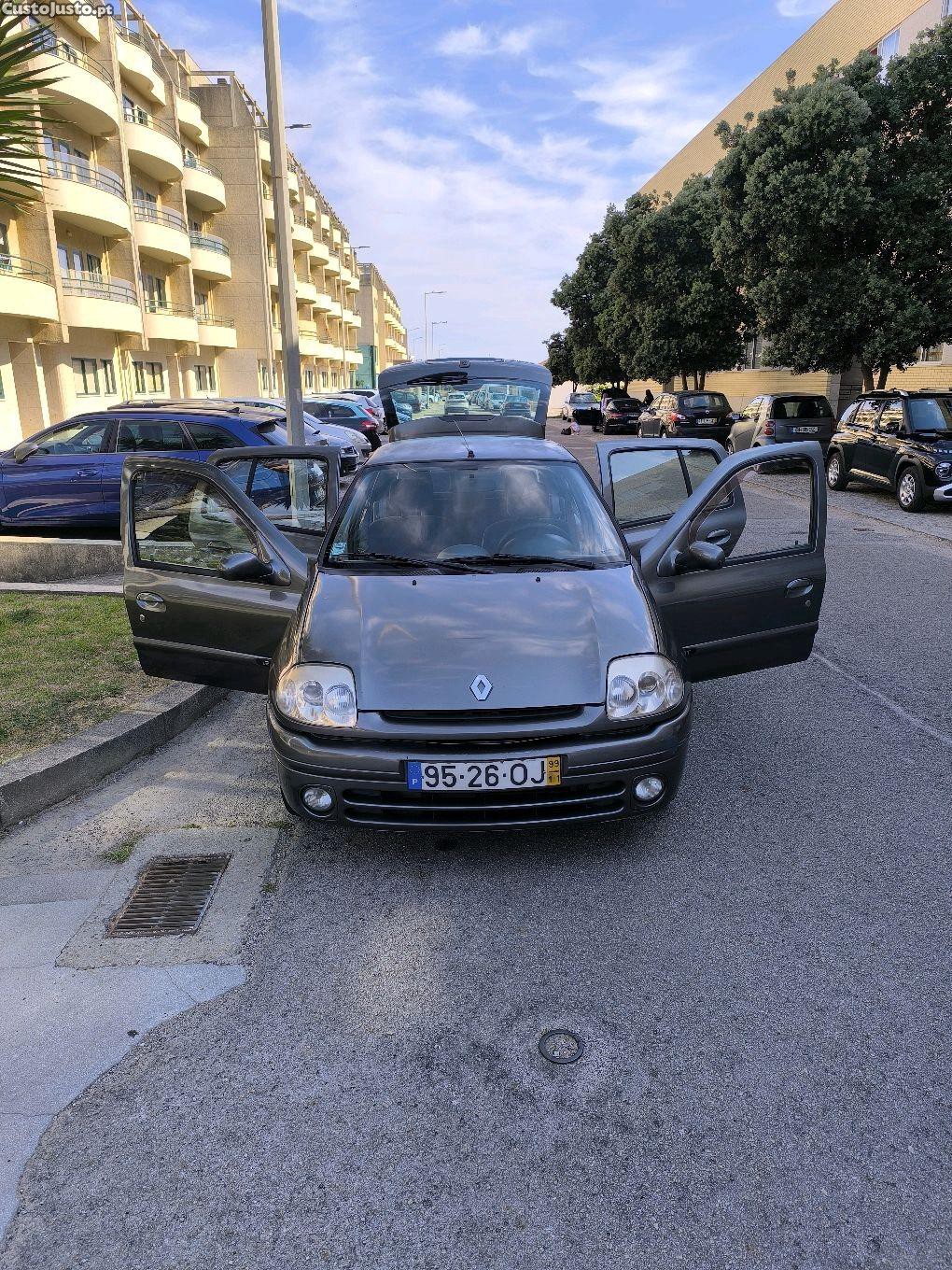 Renault Clio 1.2 — fotografia 2