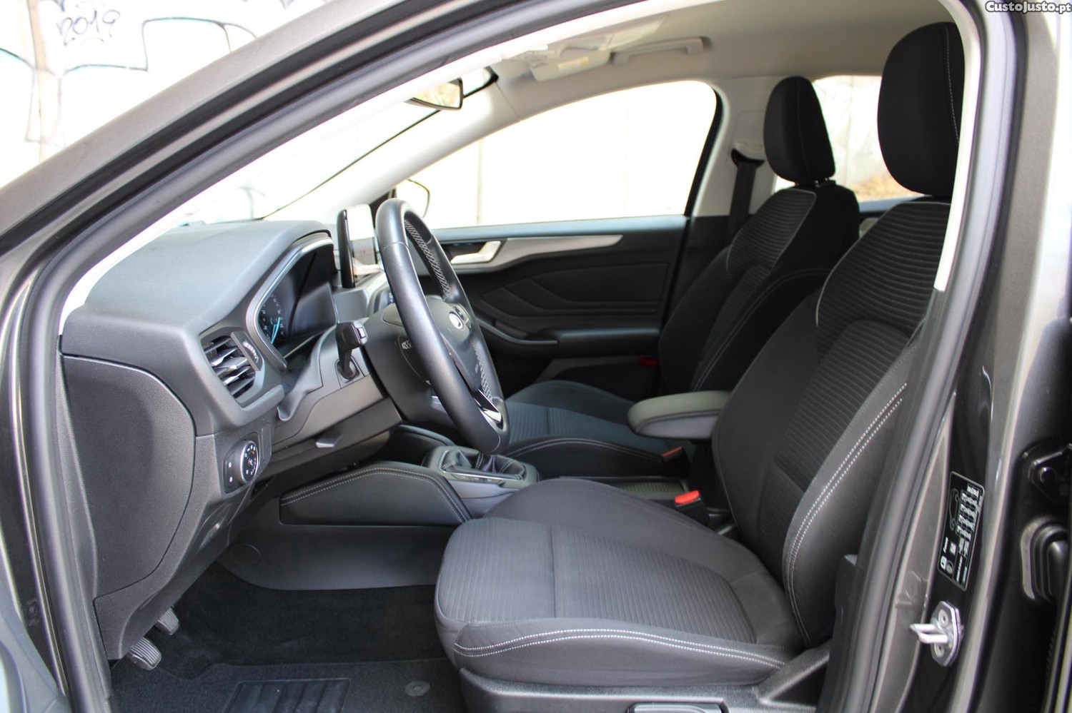 Ford Focus SW Titanium — fotografia 10