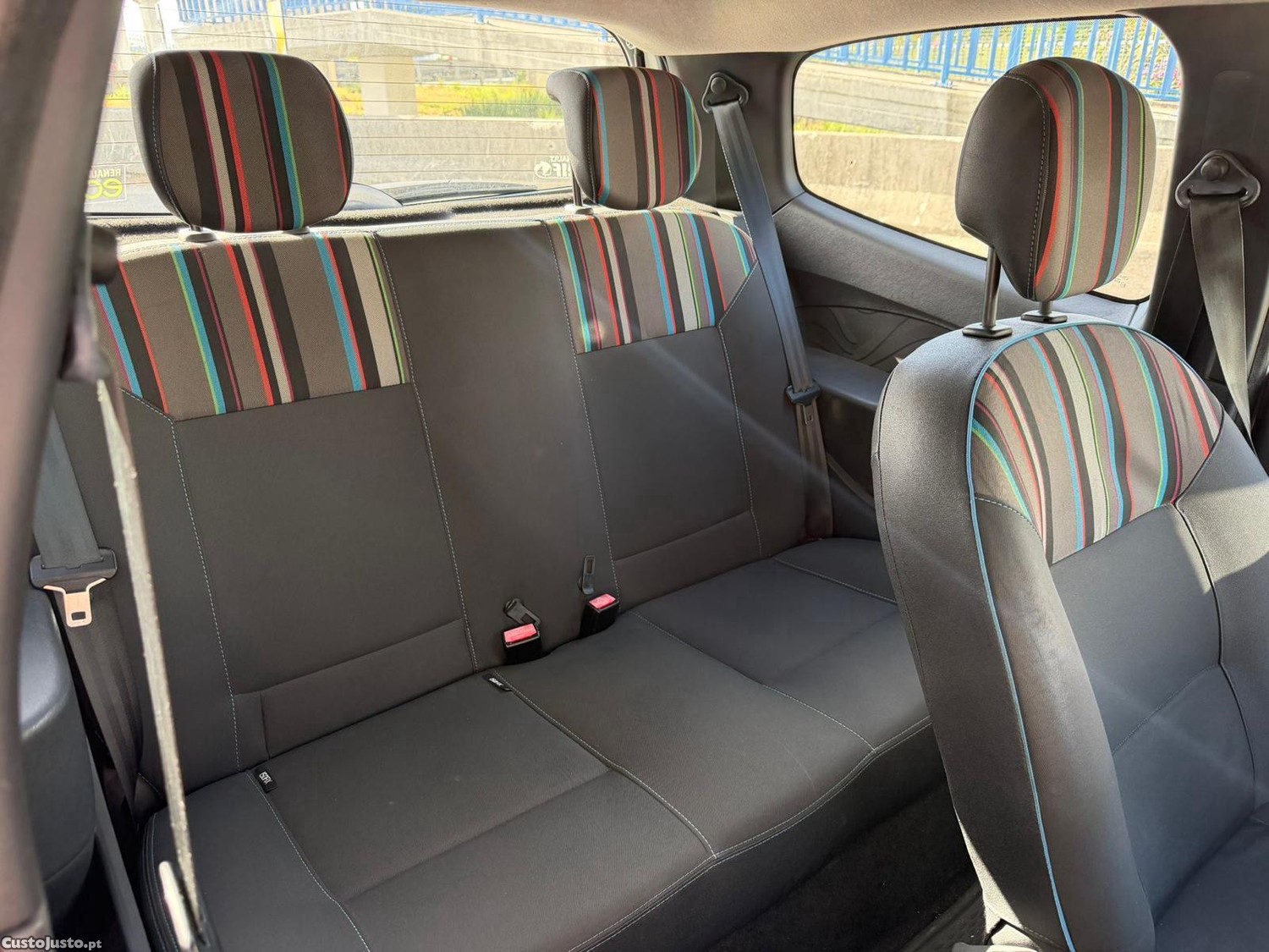 Renault Twingo 1.2 Gasolina 75cv — fotografia 9