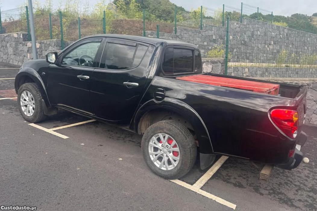 Mitsubishi L200 4X4 — photo 3