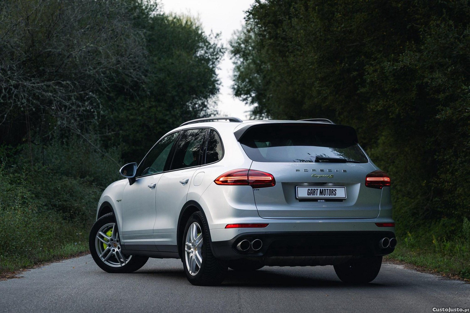 Porsche Cayenne S E-Hybrid — fotografia 16