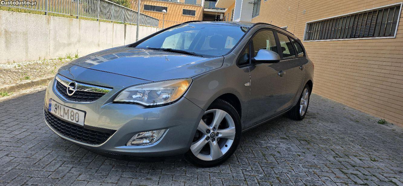Opel Astra sport — fotografia 8
