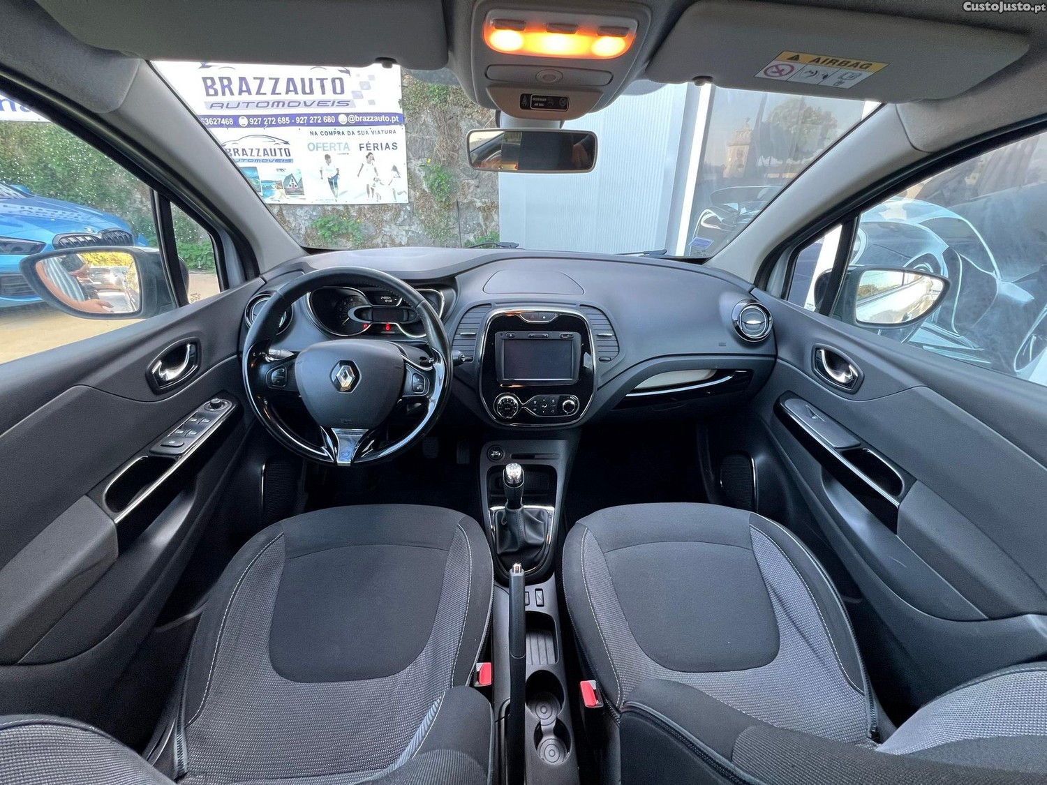 Renault Captur 1.5 dCi Sport — fotografia 9