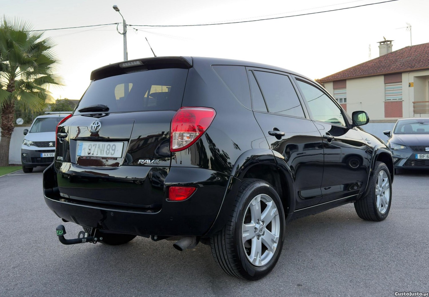 Toyota RAV4 2.2 D-4D X — fotografia 22