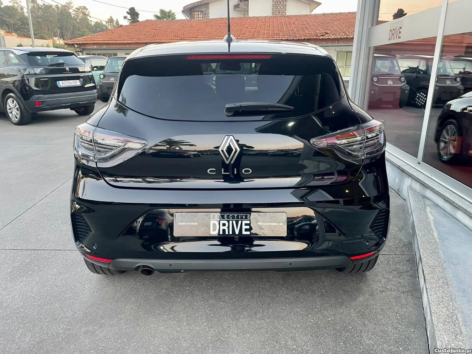 Renault Clio 1.0 TCe Evolution Bi-Fuel — photo 5