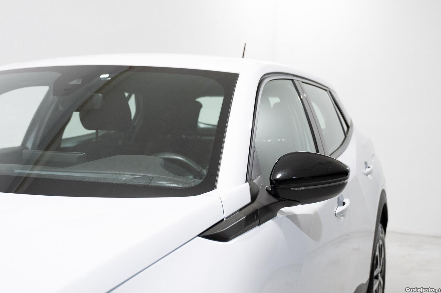 Peugeot 2008 1.2 PureTech Active — fotografia 19