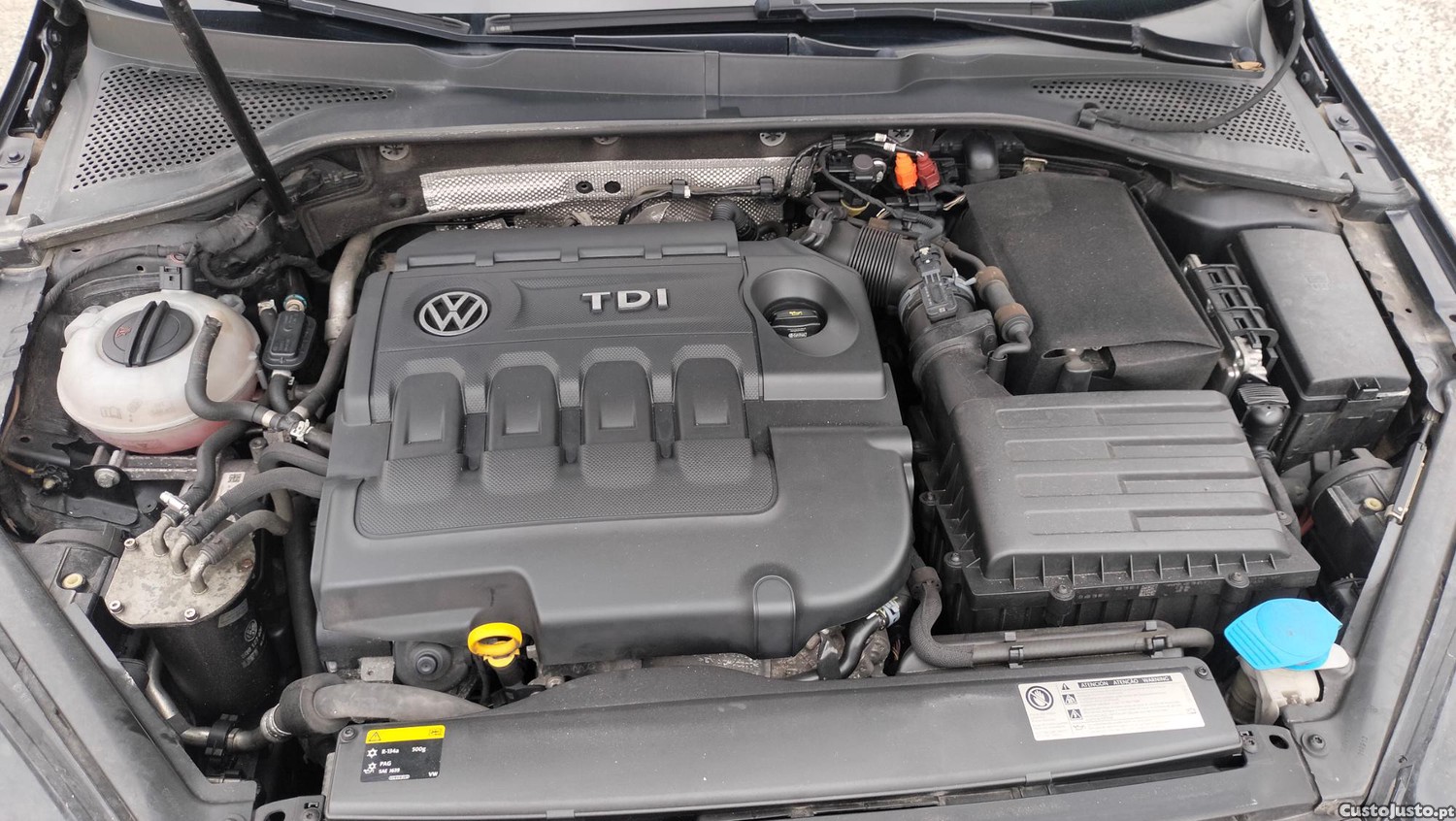 Volkswagen Golf 1.6 TDI Bluemotion — fotografia 3