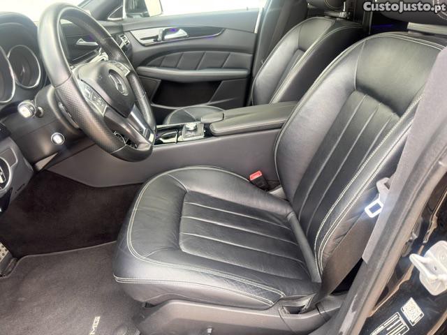 Mercedes-Benz CLS 350 350 Cdi PACK AMG — fotografia 7