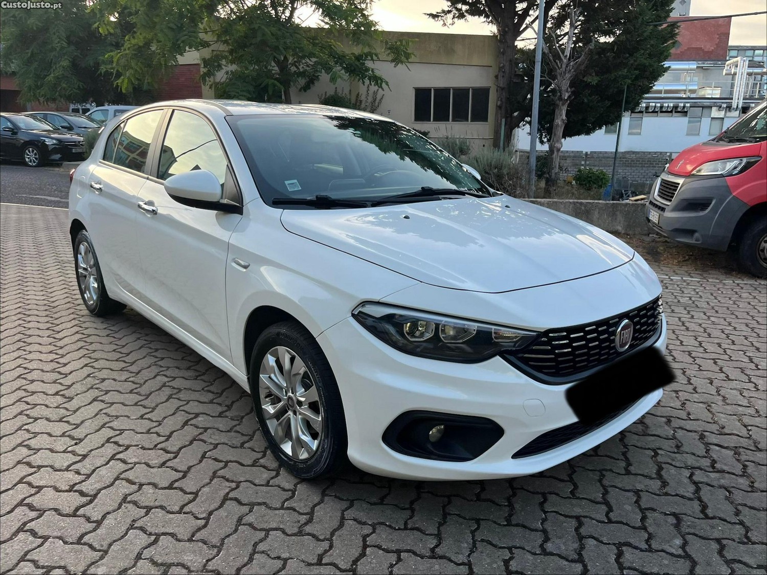 Fiat Tipo 1.3 M-Jet Easy J17 — fotografia 14