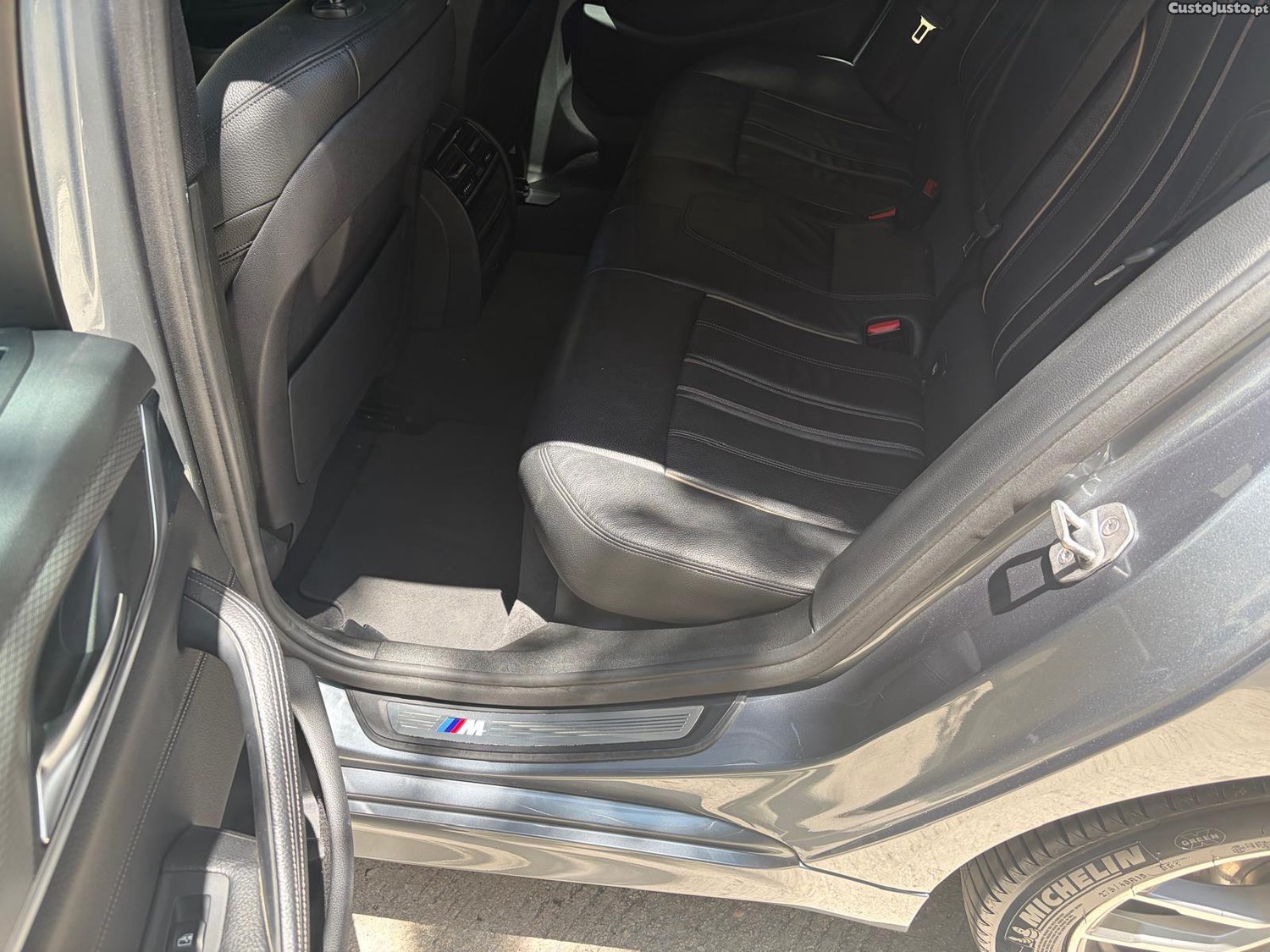 BMW 520 D Touring M — fotografia 2
