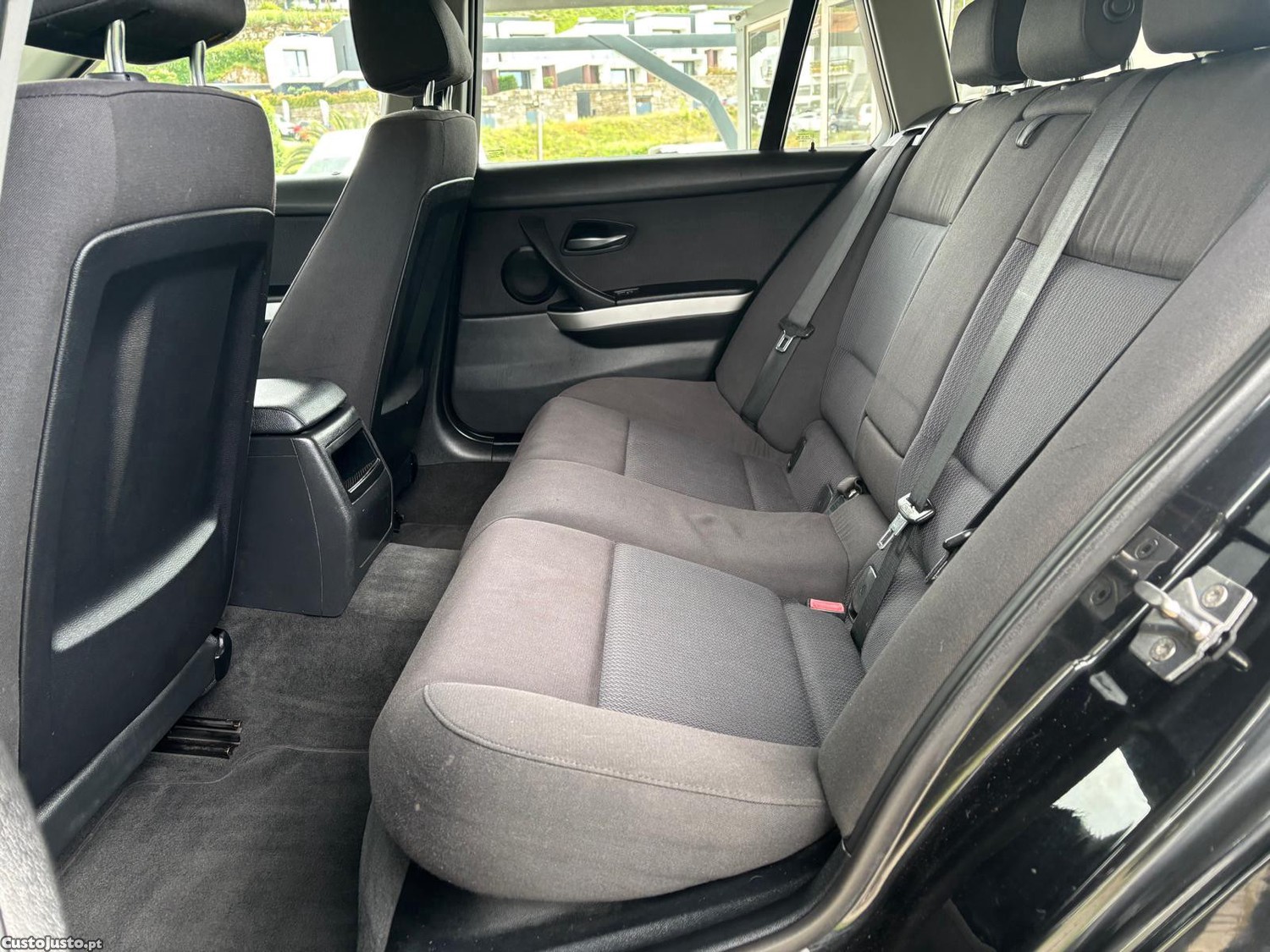BMW 316 d Touring — photo 4