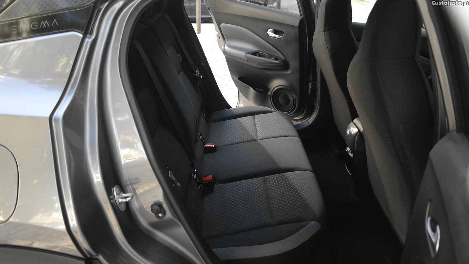 Nissan Juke 1.0 DIG-T Enigma — fotografia 9