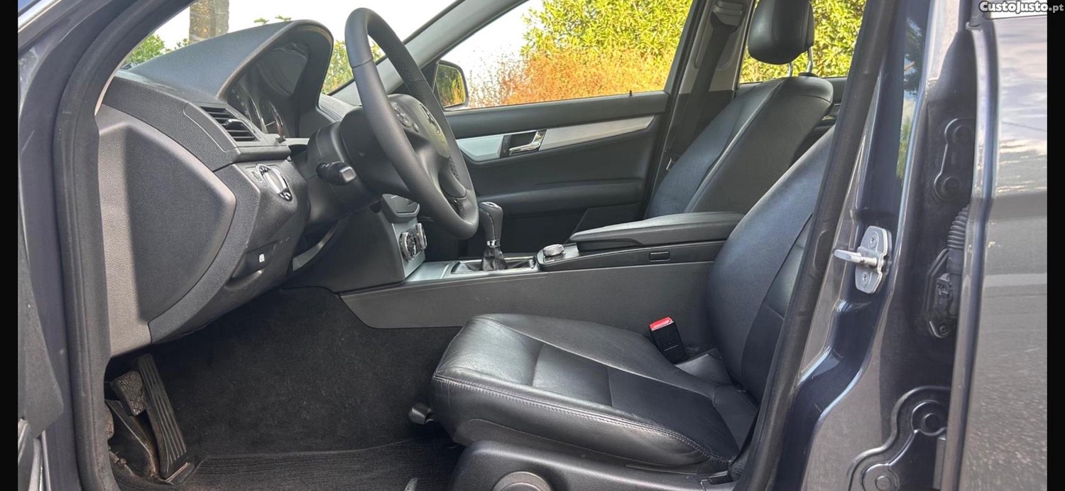 Mercedes-Benz C 220 CDI Avantgard — fotografia 5