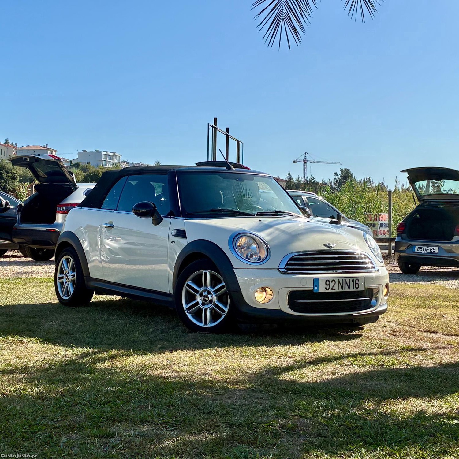 MINI Cabrio COOPER D - 13
