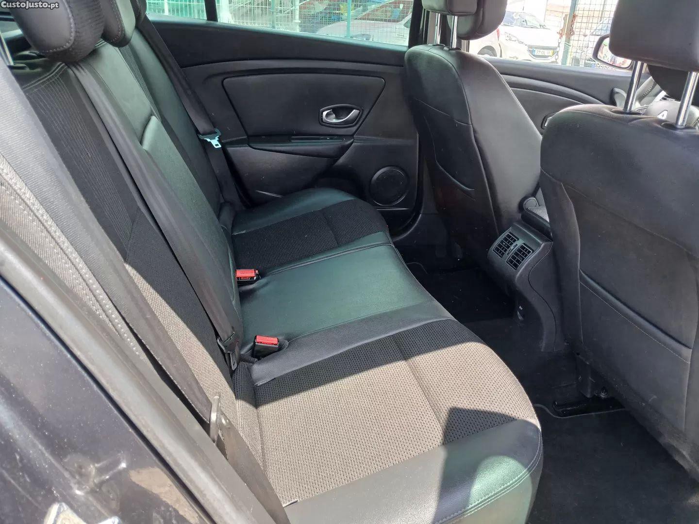 Renault Mégane 1.5 dci luxe — fotografia 7