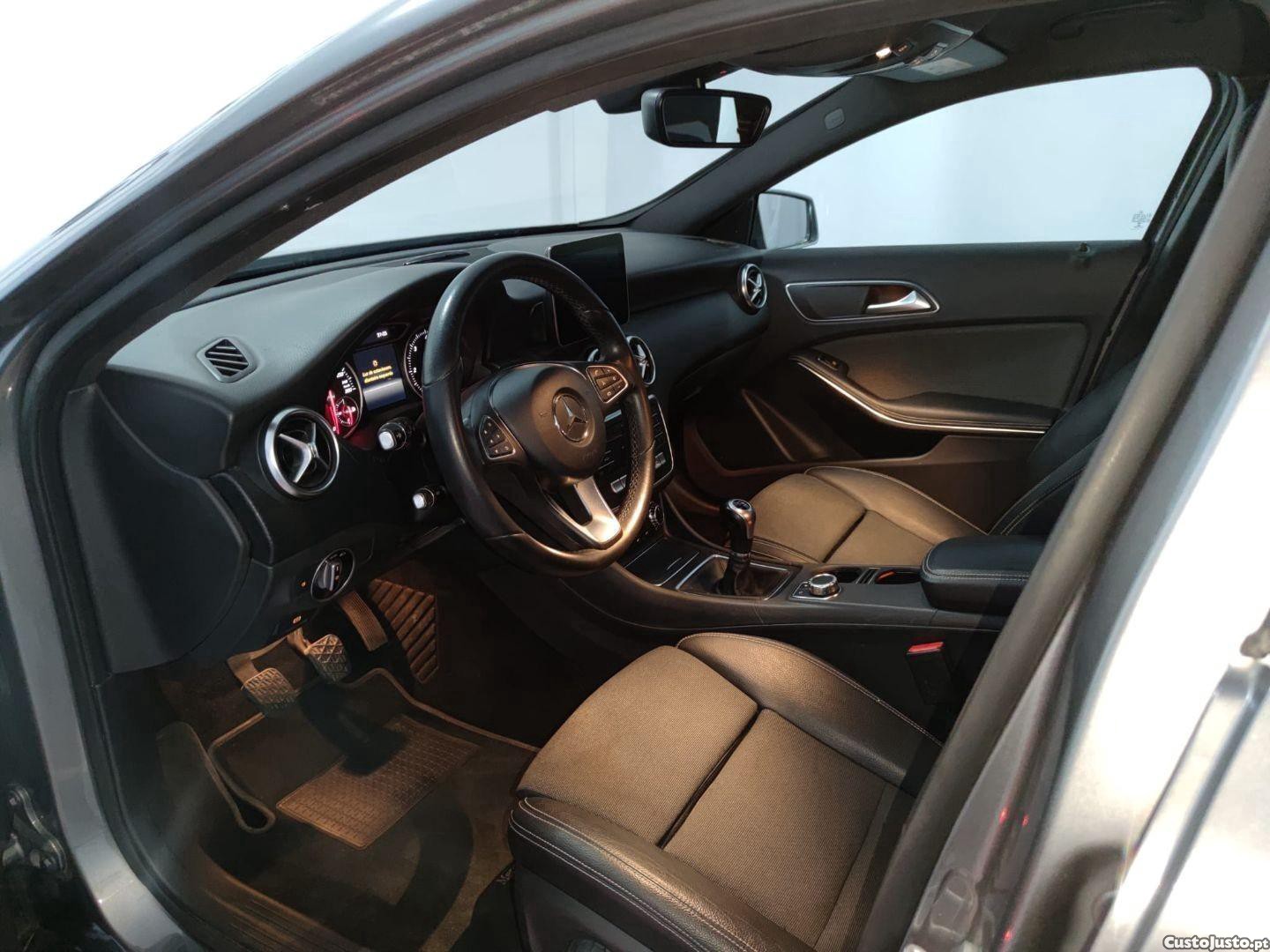 Mercedes-Benz A 180 d Fleet Pack Style — fotografia 7