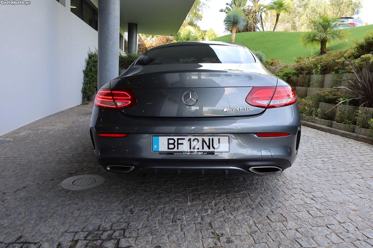 Mercedes-Benz C 180 Coupé AMG — fotografia 11