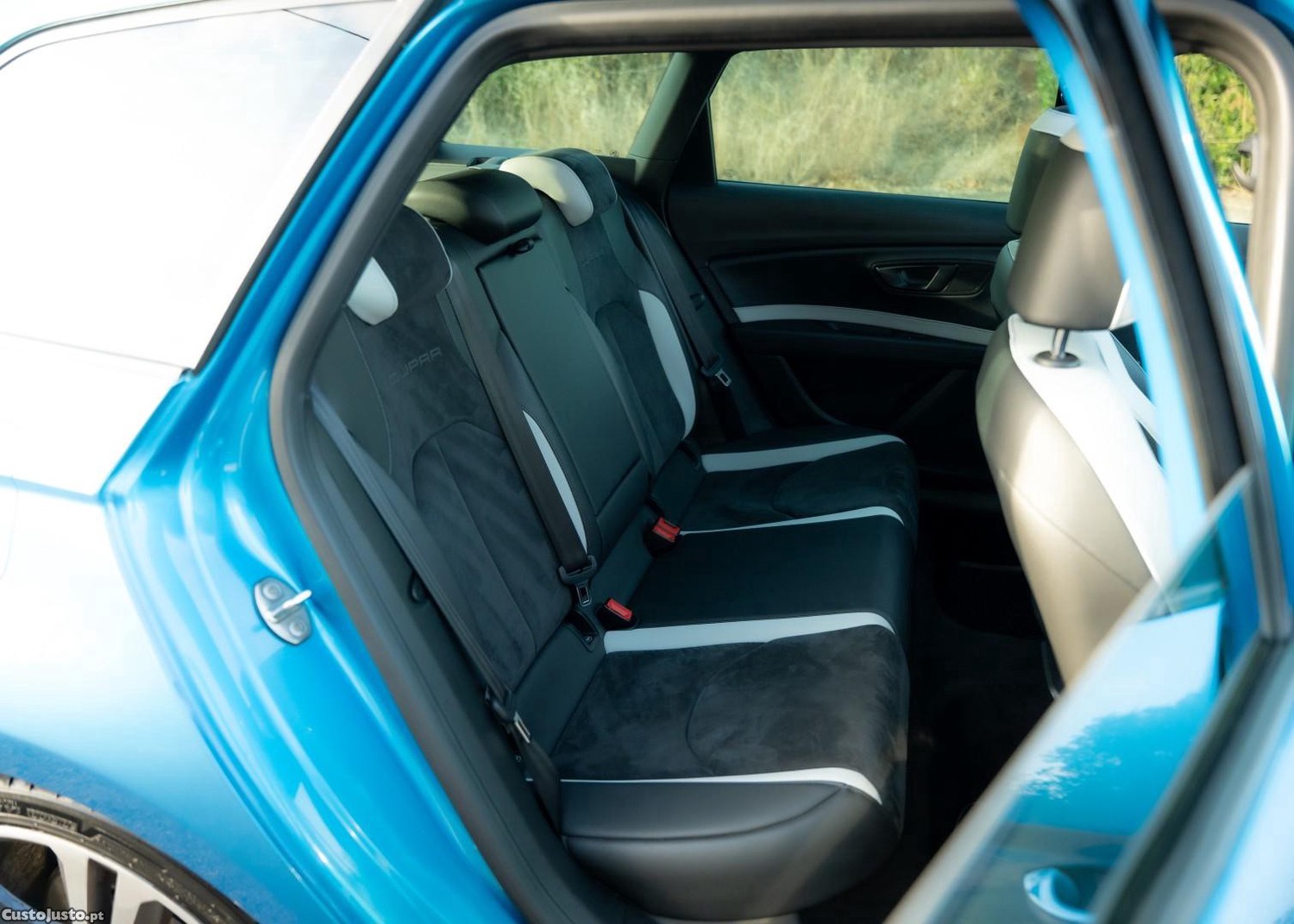 SEAT Leon 2.0 TSI S&S DSG Cupra 290 — fotografia 7