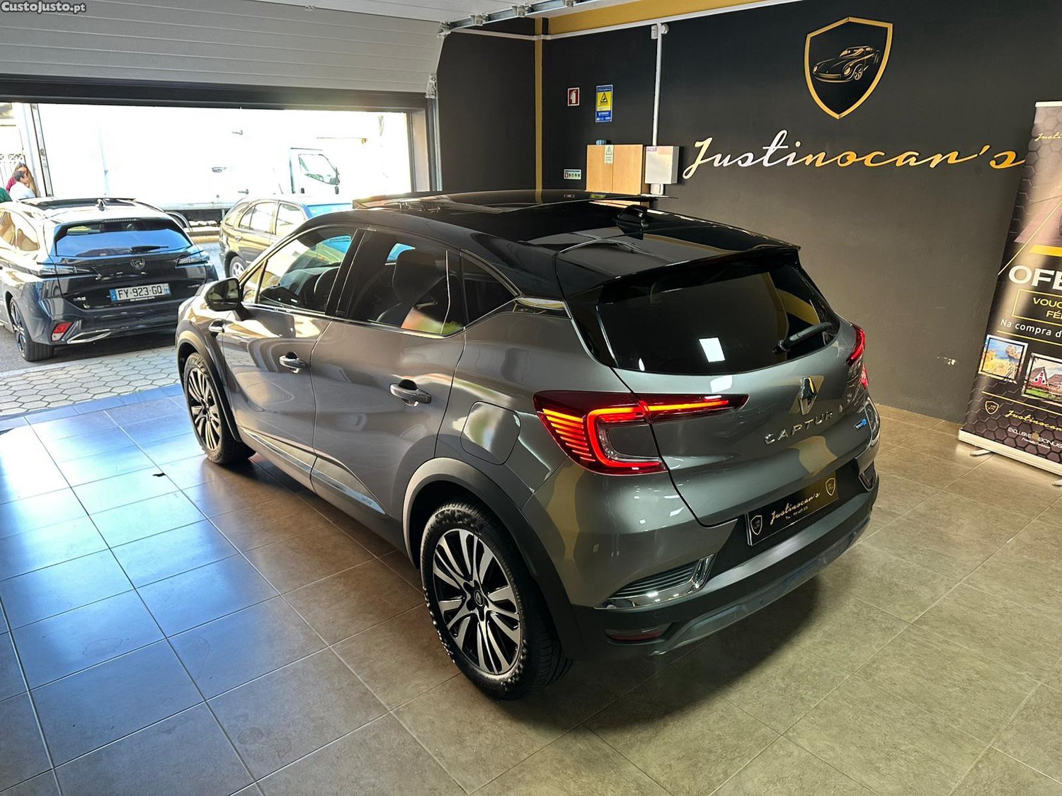 Renault Captur 1.6 E-Tech Plug-in 160 Initiale Paris — fotografia 6