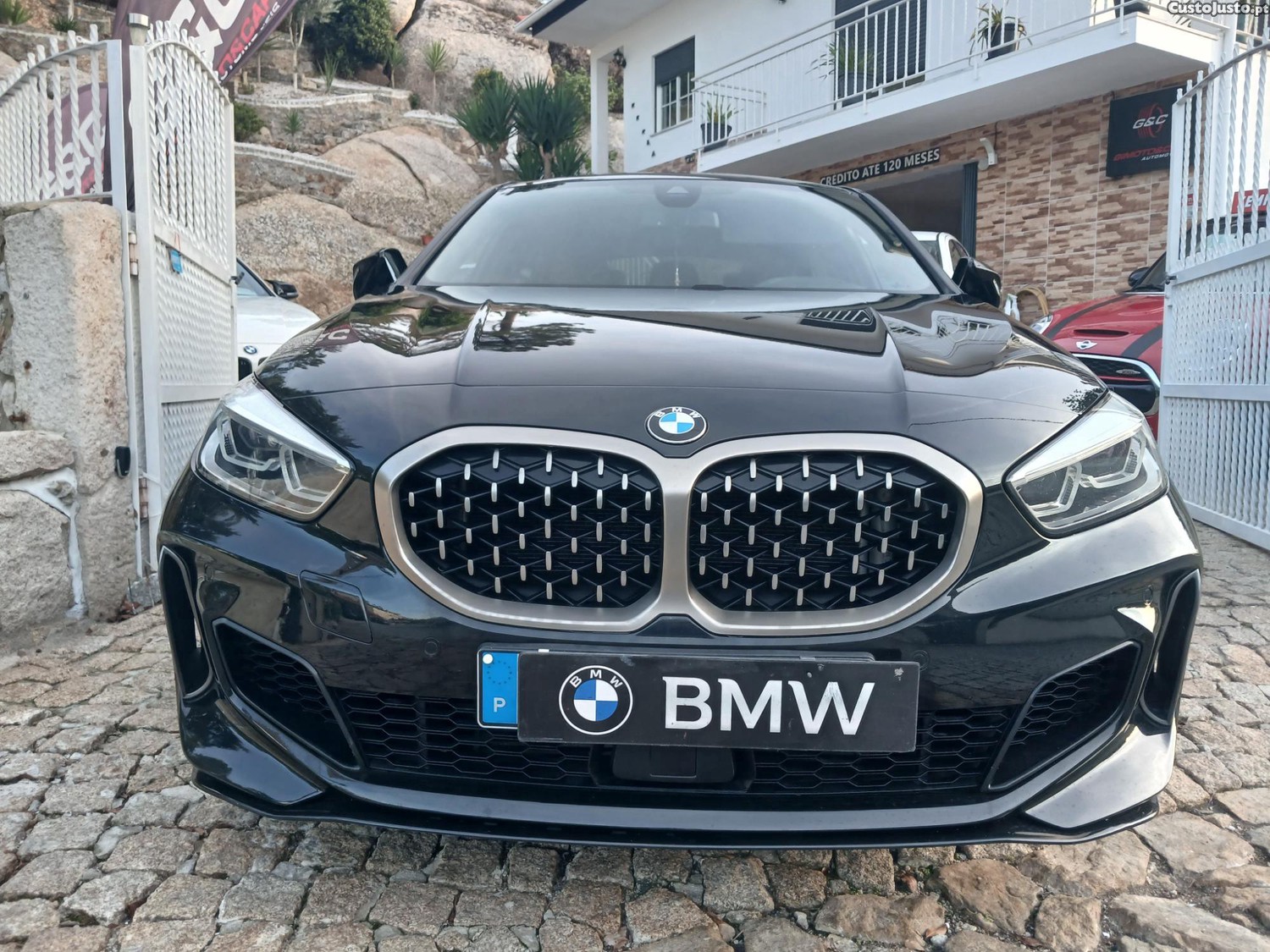 BMW M135 i 2.0  305cv pack m performance — photo 2