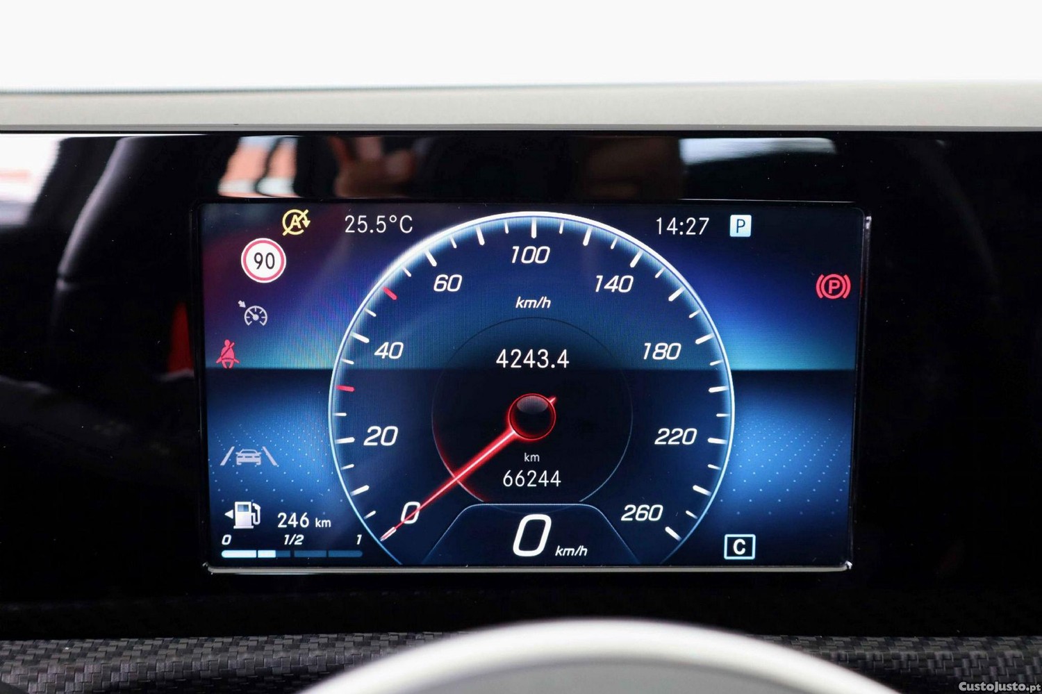 Mercedes-Benz A 160 d Style — fotografia 9