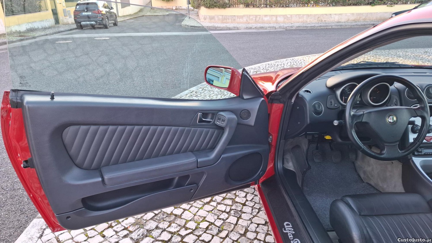 Alfa Romeo GTV 916 2.0 TS — fotografia 2