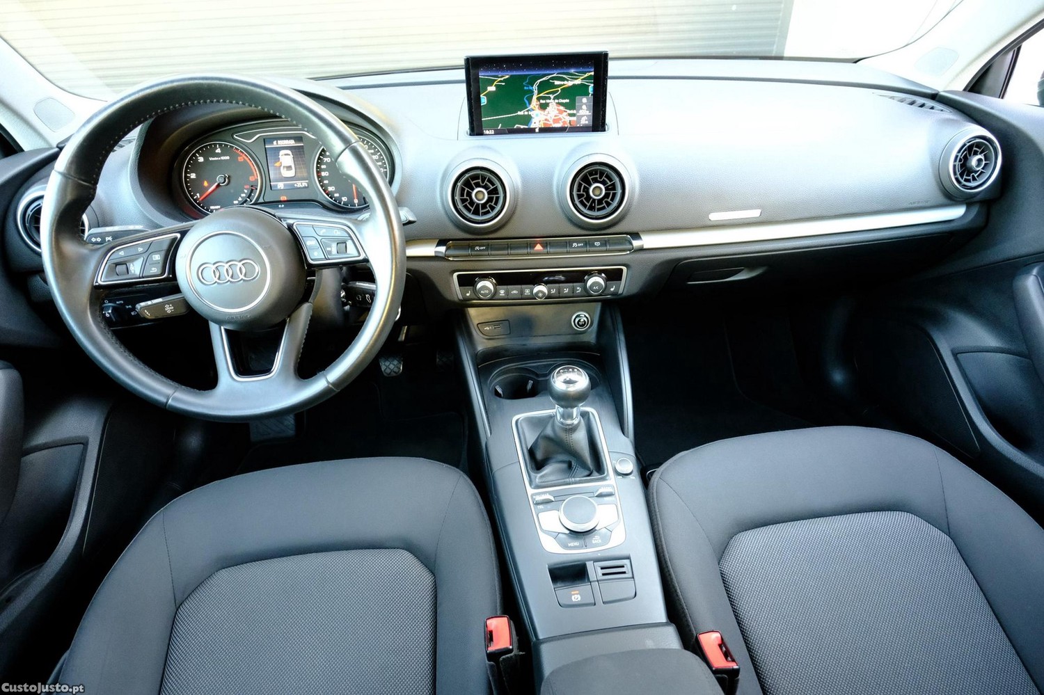 Audi A3 Limousine 1.6 TDI Design — fotografia 14