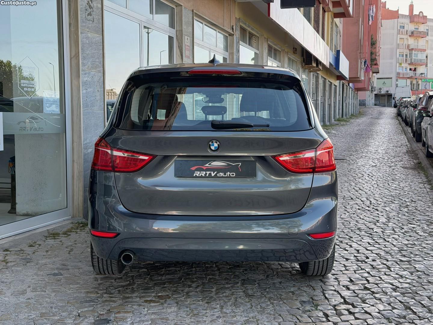 BMW 216 Gran Tourer d 7L Advantage — fotografia 12
