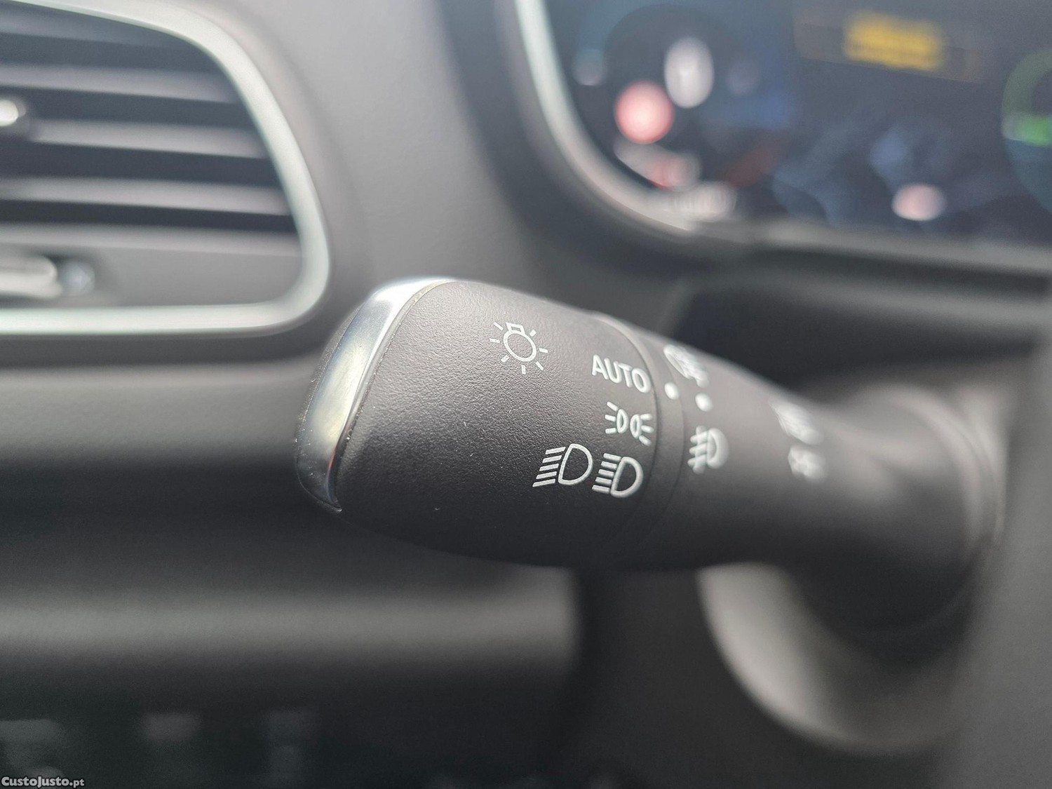 Renault Mégane Sport Tourer 1.6 E-Tech Plug In Hybrid — fotografia 11