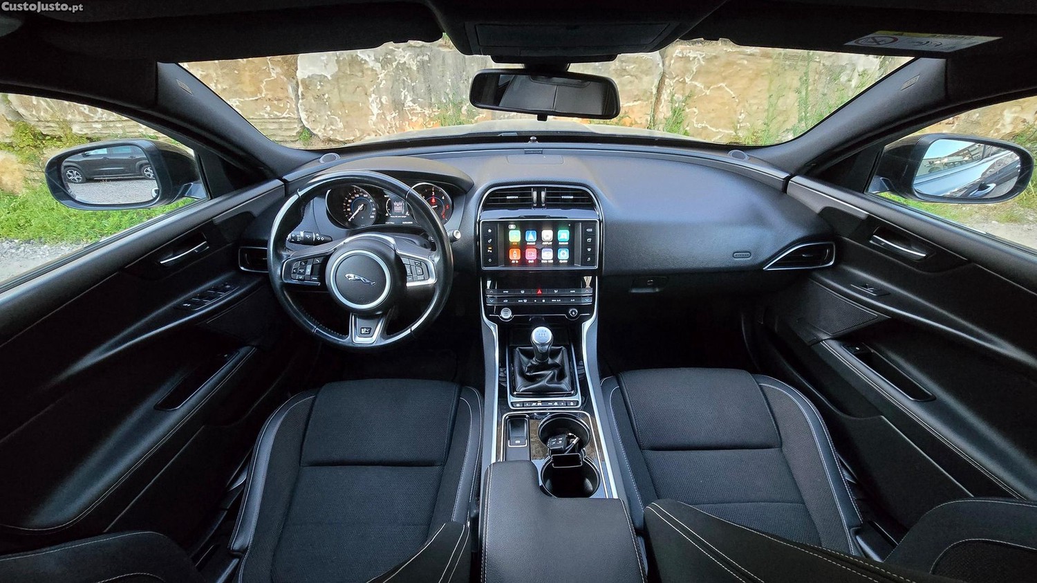 Jaguar XE 2.0 D R-Sport — fotografia 22