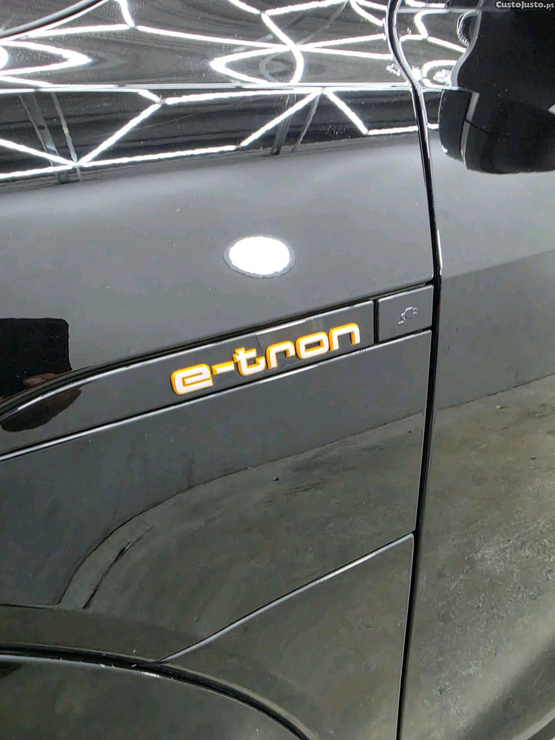 Audi e-tron 50 quattro — fotografia 10