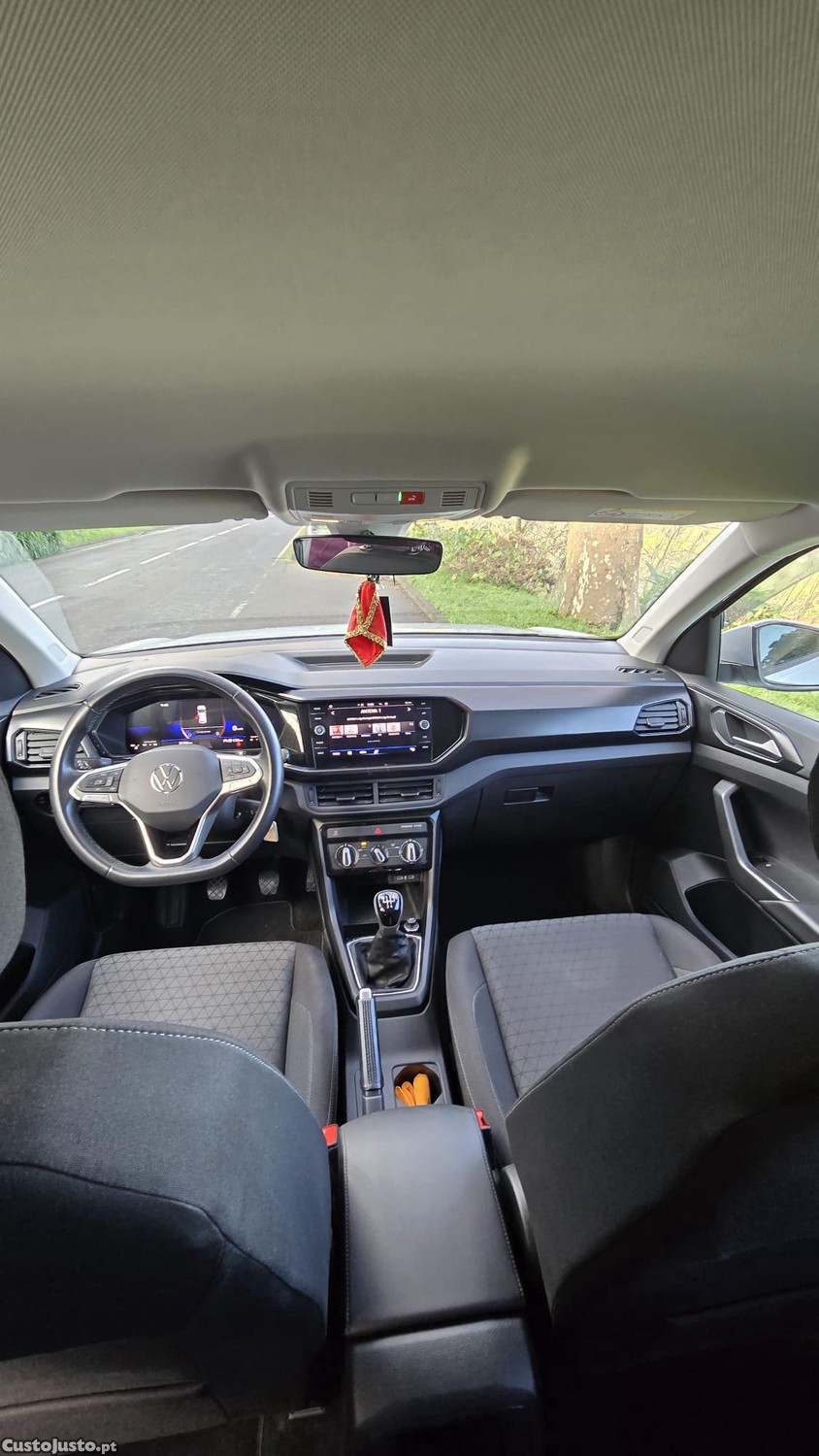Volkswagen T-Cross 1.0 TSI 95Cv — fotografia 5