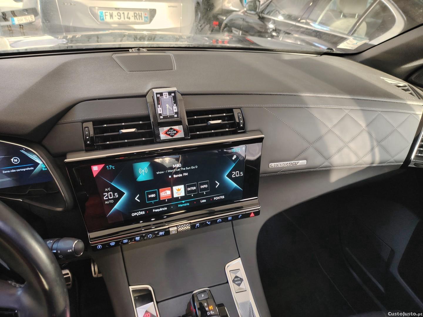 DS 7 7 300 cv 4x4Eat8 E-Tense Hybrid PHEV RIVOLI 1 DONO — fotografia 3