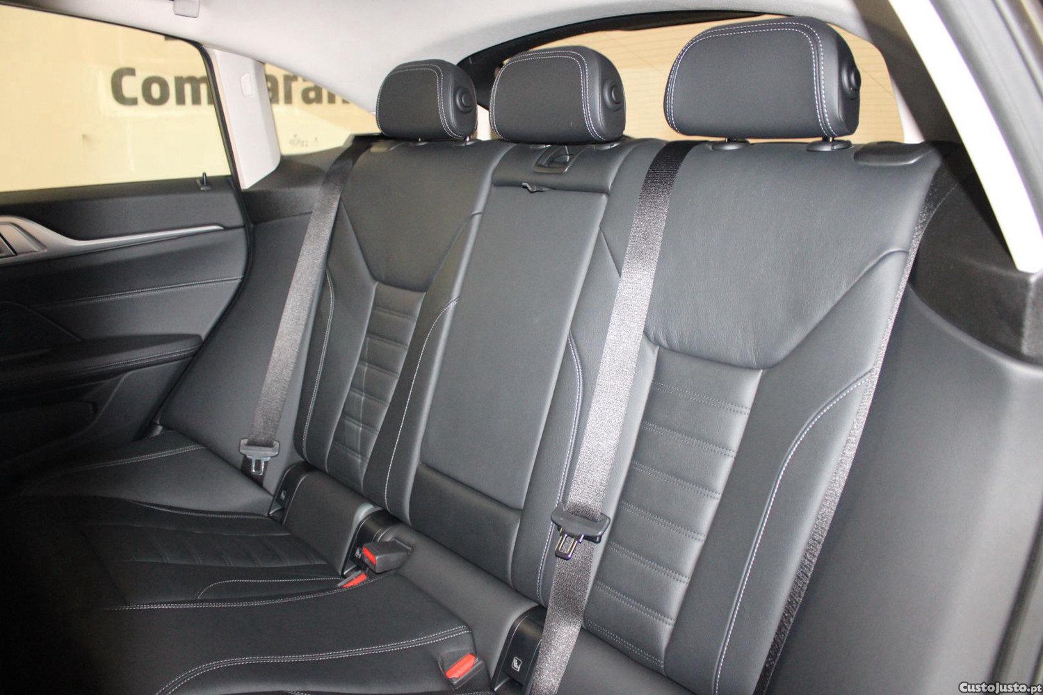 BMW i4 G26 40 E DRIVE 83.9 kWh (AUTO) — fotografia 15